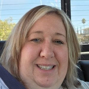 Meet your Posher, Kara